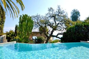 Villa lours