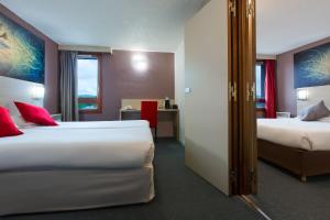 Hotels Hotel EDEN- Metz Nord ex le Berlange : Chambre Communicante