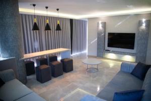 Le Luxe Suites Hotel