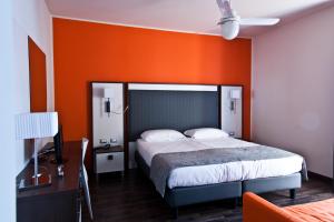 Quadruple Room with Lake View room in Hotel Gasparina