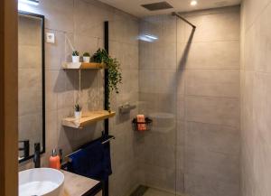 T2 moderne hypercentre 40m2, au pied de la cathédrale