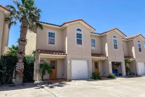 Three Bedroom Apartment room in Nautica #201