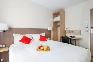 Hotels Courcelles Mederic : photos des chambres