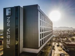 Fiesta Inn Aguascalientes Patio - Torres de San Francisco