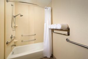 King Room - Disability Access room in Holiday Inn Express & Suites San Antonio West Sea World Area an IHG Hotel