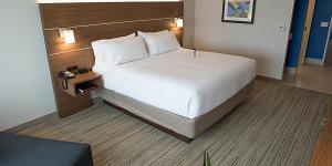 Holiday Inn Express & Suites - Louisville N - Jeffersonville by IHG