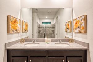 Villa with Private Pool room in Elegant Brand New Nine Bedrooms House with Private Pool at Solara Resort 8929