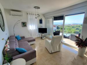 Apartment Marinela 