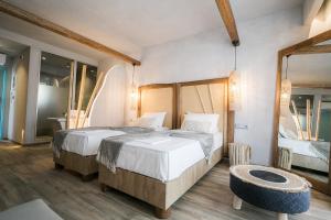 Sunrise Village Hotel Apartments Skopelos Greece