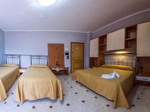 Economy Twin Room