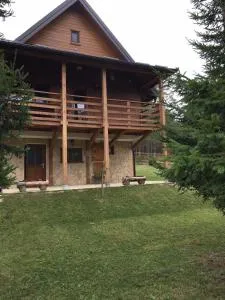 Apartmani Tornik-Planinska Kuća Zdravković - Dobroselica