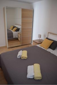 Apartments Eta