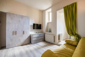 Carlina APT-8