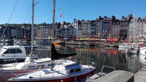 Appartements Honfleur-loft avec parking prive : photos des chambres