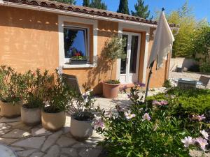 B&B / Chambres d'hotes Les Romarins : photos des chambres