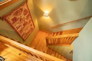 Tree House - Red Bank