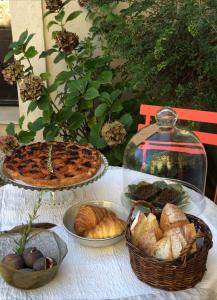 Maisons d'hotes Le Colombier : photos des chambres