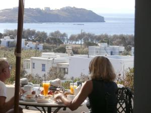 GALINI - BUNGALOWS -KIONIA Tinos Greece