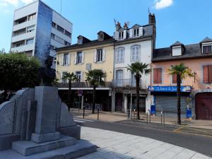 Appartements Appartement hypercentre Tarbes - 2 grandes chambres : photos des chambres