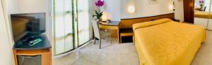 Superior Double Room room in Hotel Lamberti