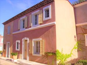 Maisons de vacances PROVENCAL HOUSE IN FAYENCE with POOL & INDOOR SPA : photos des chambres