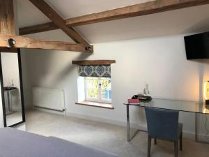 The Old Vicarage, Evenley. Brackley.