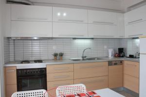 Above the Sea Apartment