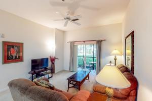 Three Bedroom Apartment room in Bahama Bay Resort 33503