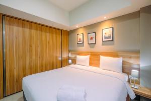 Cozy and Spacious Studio Apartment at Mustika Golf Residence By Travelio