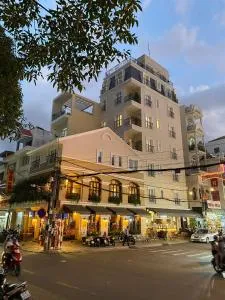 The Lighthouse - Ấp Ðông Lợi (1)