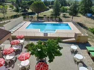 Camping la Rouviere les Pins - Labastide-de-Virac