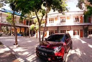 Pondok Wisata dan Restoran Elim - Baing