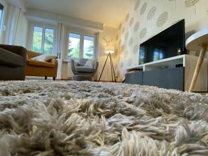 Clotes modern apartment, 50m from slopes - sleeps 6-8, 2 bath - SauzeHoliday
