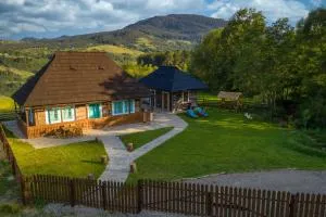 Hygge Hut - Strîmtura