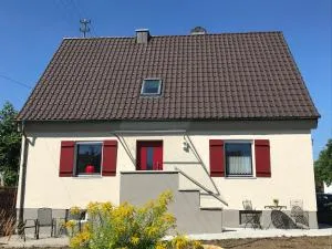 Ferienhaus bei Lauingen, mit Sauna und Gartenlounge - Mödingen