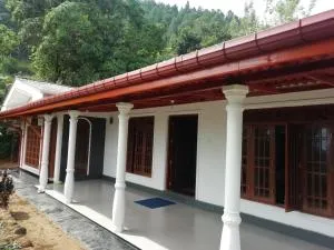 Tea Garden Diyatalawa - Kadurugamuwa