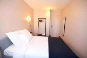 Maisons d'hotes Welc'Home In Massy - Face gare - Ideal pro - RER B, C et TGV a 1 minute - Orly a 20 min : photos des chambres