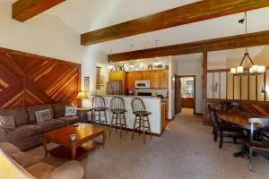 Private Beach Retreat - Zephyr Cove