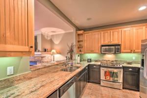 Hiawassee Haven on Lake Chatuge with Boat Slip!