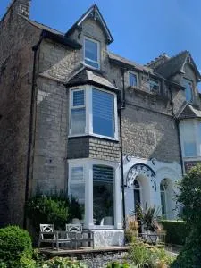 Sundial Stays Kendal