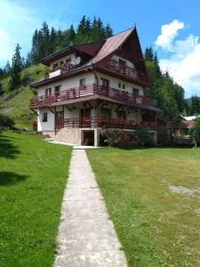 Pensiunea Roua Diminetilor - Crucea