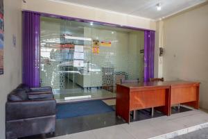 RedDoorz near Universitas Diponegoro Semarang 2