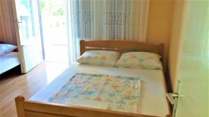 Branko Fabijanic Front Row By The Sea