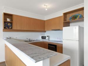 Apartment 26 Pacific Apartments