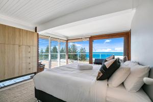 Seascape Pet Friendly Ocean Views Sunshine Beach