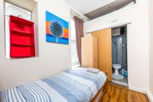 London Kensington & Chelsea 2 Bed Zone 1 Aprt