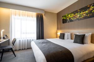 Family Room room in Best Western Plus Golden Lakes Hotel