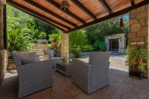 Villa Can Parades By homevillas360