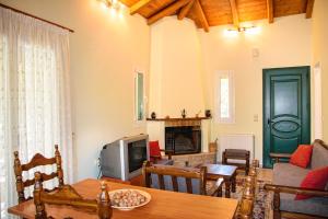 Dual house in Methydrio Arkadia Greece