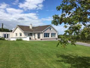 Follies Suites Ballyvoile